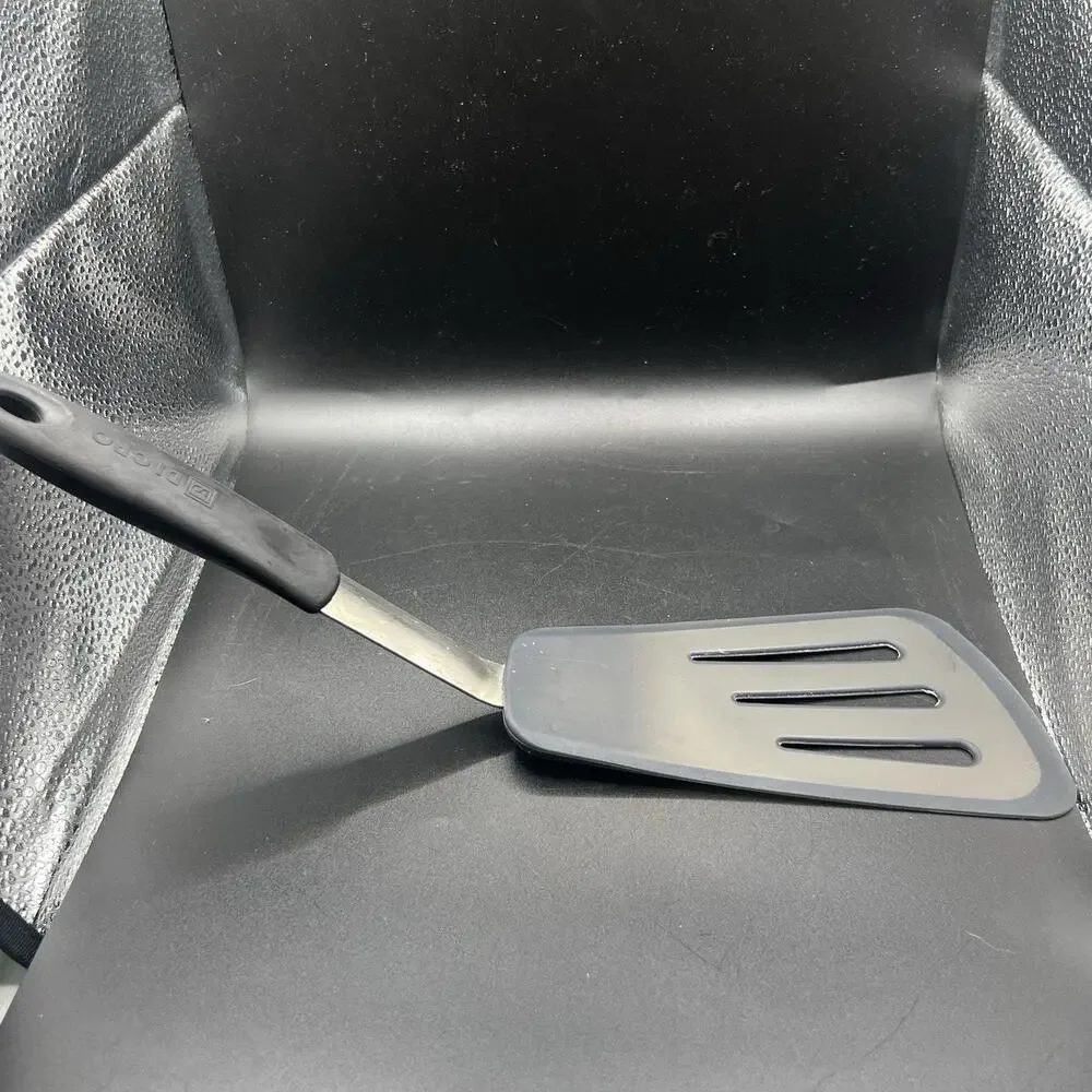 DI‎ ORO Living Chef Series Heat Resistant 600F Flexible Silicone Omelet Spatula